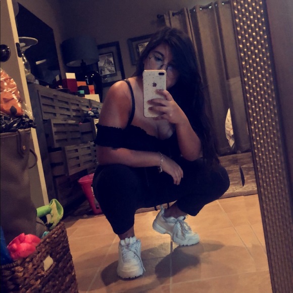 Meet your Posher, Miranda - Picture 1 of 1